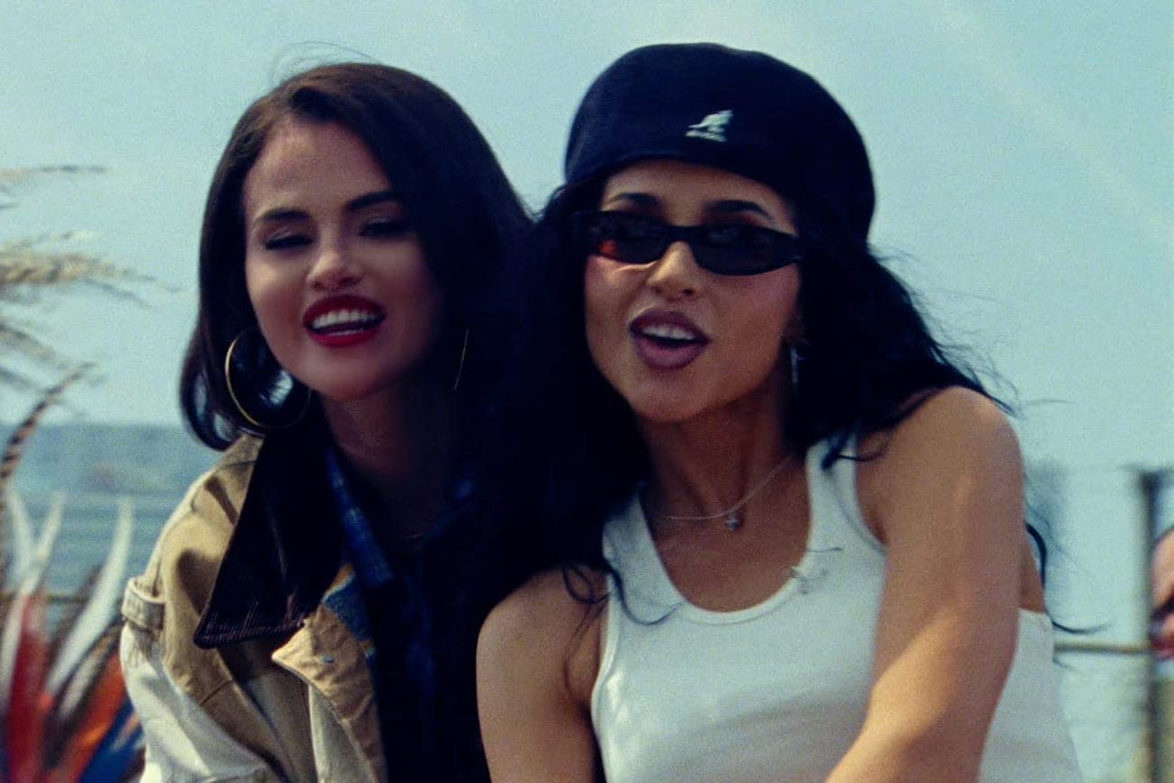 Selena Gomez and Becky G in the video for Te Olvido (La La)